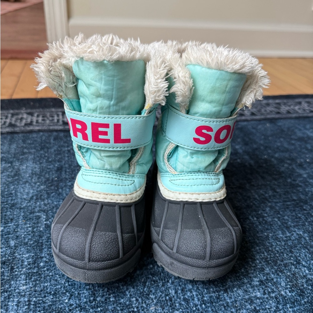 Sorel Winter Boots - Light Blue and Cream